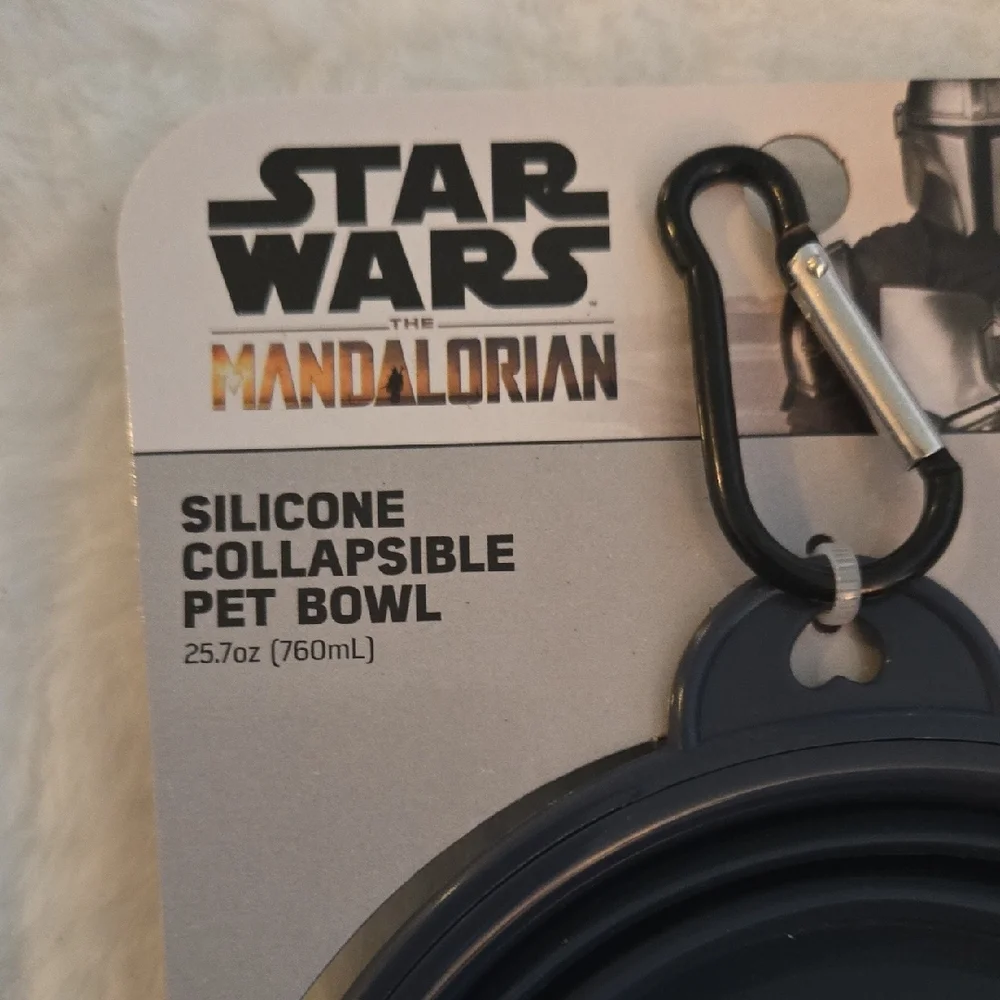 Star Wars Mandalorian Black Pet Bowl